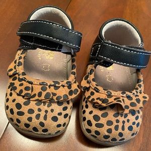 See Kai Run Leopard Mary Janes - 3.5